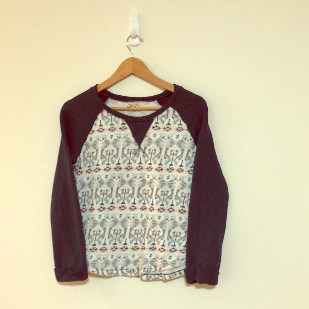 Kirra sweater